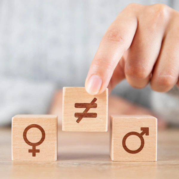 Les symptômes de la sclérose en plaques chez la femme par rapport à l'homme